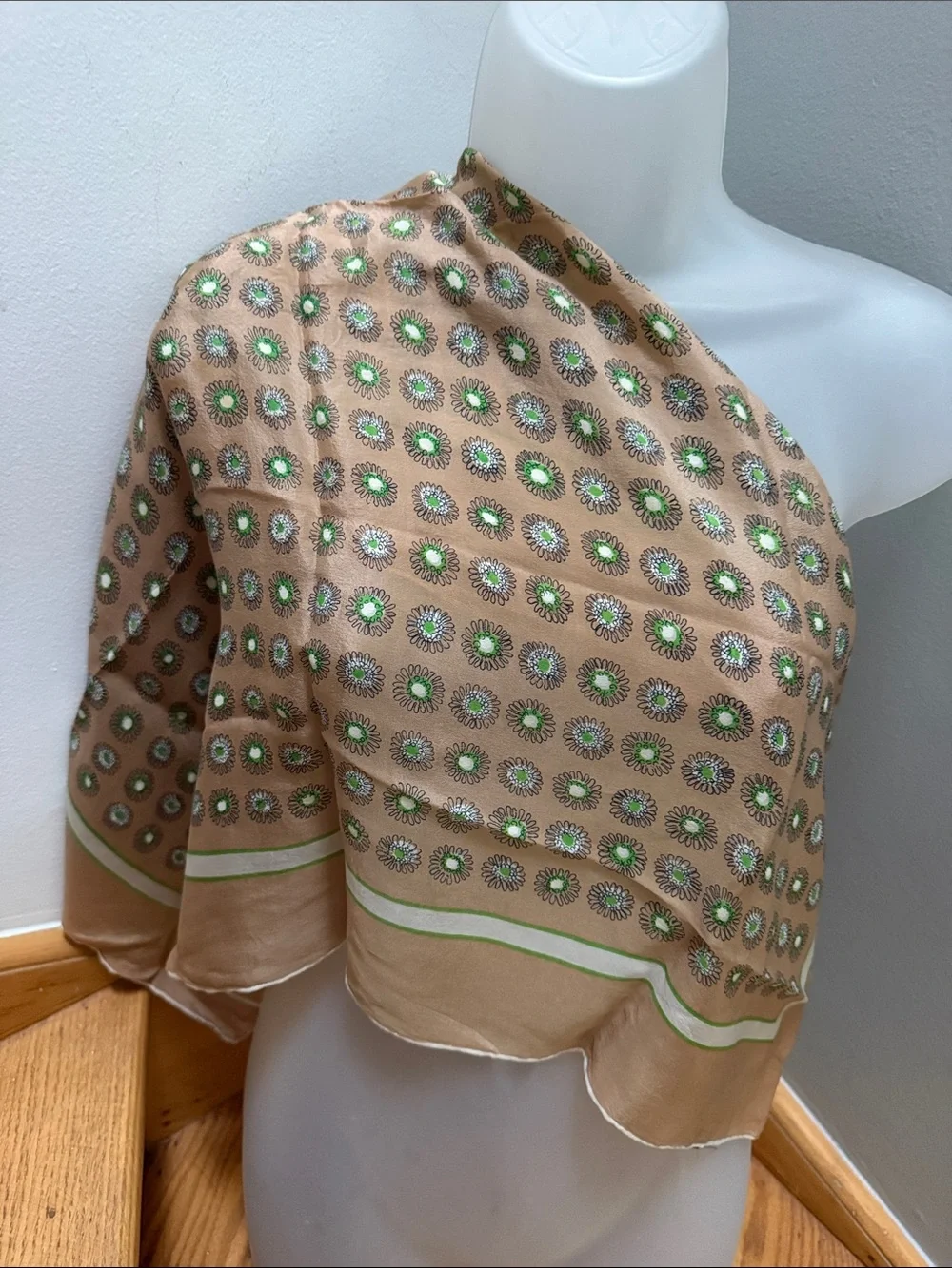 VTG Delicate Glentex 100% Silk Scarf Hand Rolled Japan Daisy Geo Tan Green 50’s